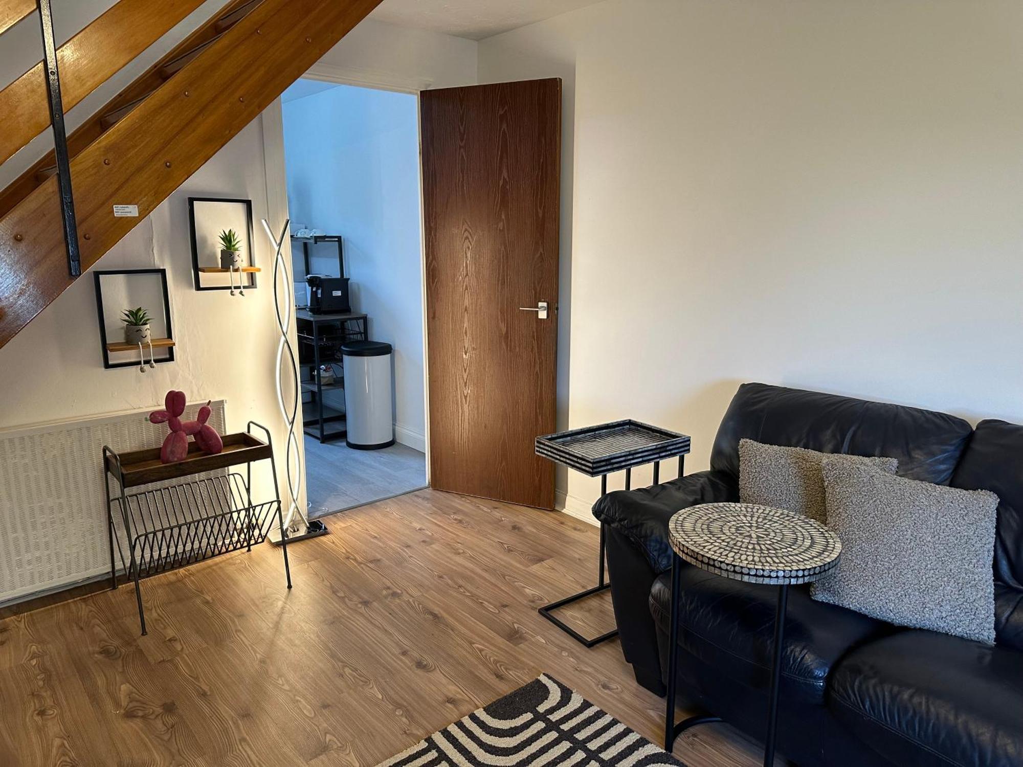 Cozy 2 Bedrooms With Private Parking Space And Garden * Édimbourg