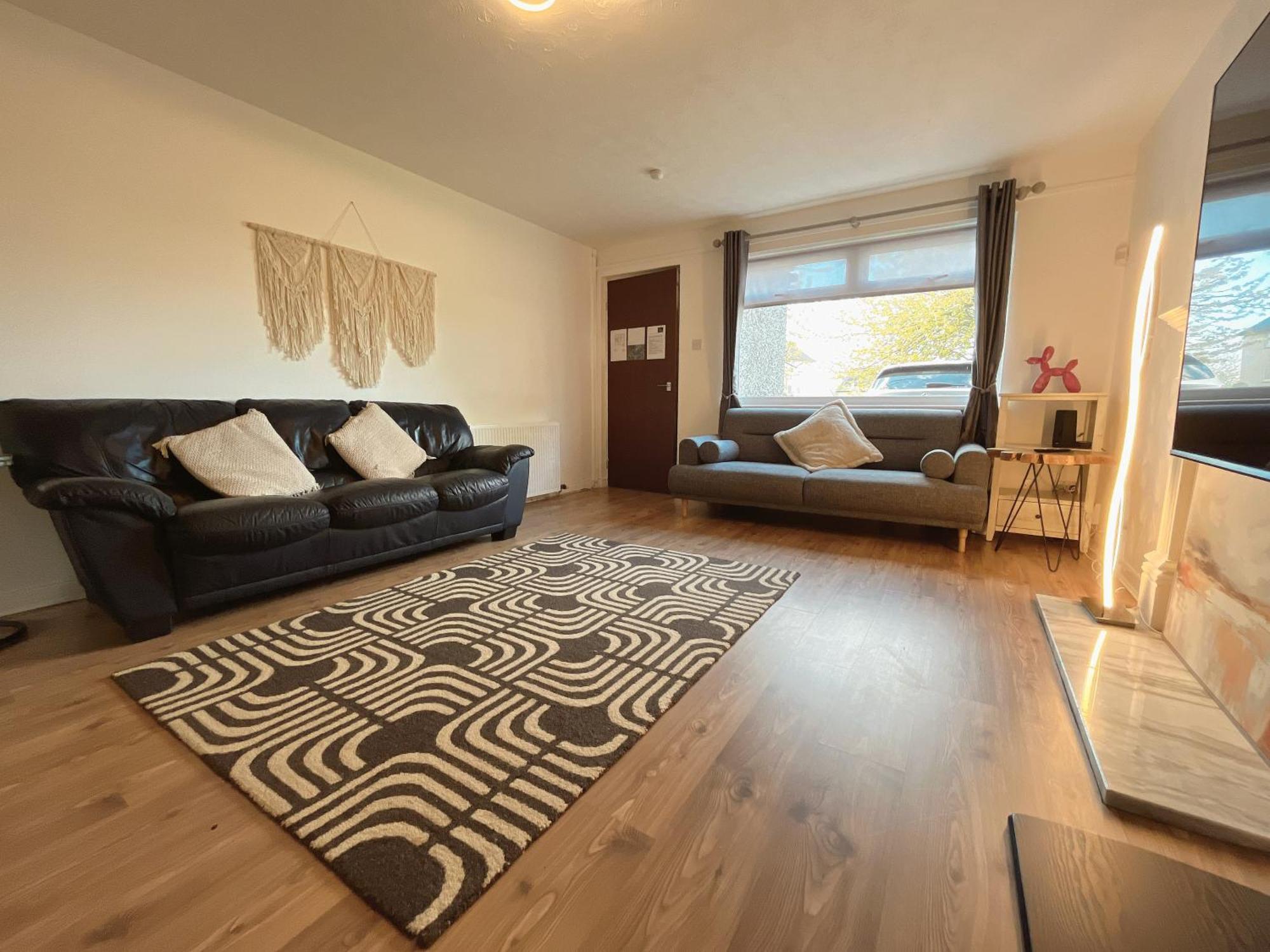 Appartement Cozy 2 Bedrooms With Private Parking Space And Garden EDI